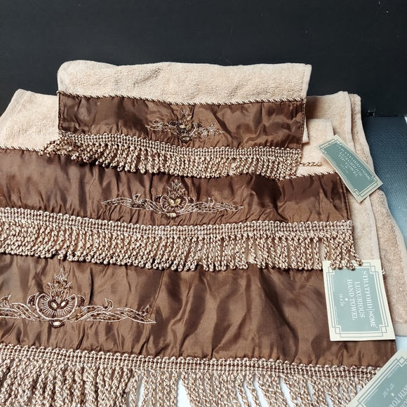 3 piece bath hand face towels fringed beige brown towels NWT - Picture 3 of 3